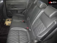 Mitsubishi OUTLANDER PHEV лот № 71282 оценка 4  с аукциона в Японии 3