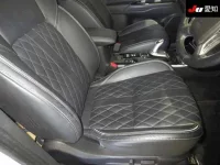 Mitsubishi OUTLANDER PHEV лот № 71282 оценка 4  с аукциона в Японии 5