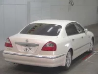 Nissan CIMA лот № 2133 оценка 3.5  с аукциона в Японии 3