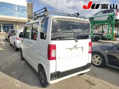 Daihatsu HIJET CADDIE