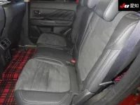 Mitsubishi OUTLANDER PHEV лот № 71291 оценка 4.5  с аукциона в Японии 3