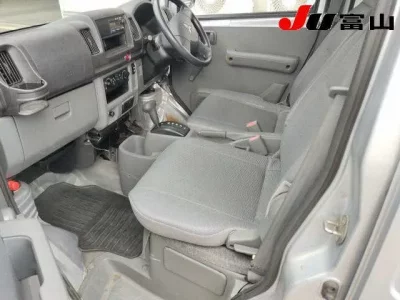 Mitsubishi MINICAB VAN  с аукциона в Японии