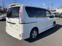 Nissan SERENA лот № 718 оценка 3  с аукциона в Японии 1