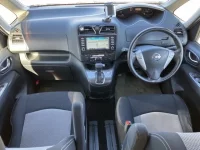 Nissan SERENA лот № 718 оценка 3  с аукциона в Японии 2