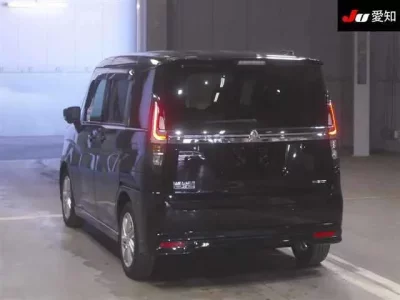 Mitsubishi DELICA D2  с аукциона в Японии