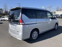 Nissan SERENA лот № 725 оценка 3.5  с аукциона в Японии 1