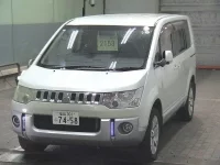 Mitsubishi DELICA D5 лот № 2153 оценка 3.5  с аукциона в Японии 2
