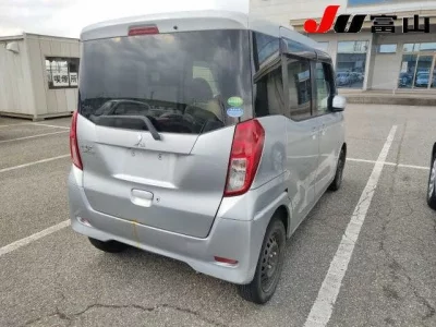Mitsubishi EK SPACE  с аукциона в Японии