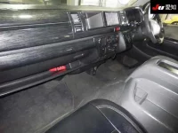 Toyota HIACE лот № 3075 оценка 3.5  с аукциона в Японии 2