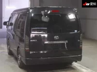 Toyota HIACE лот № 3075 оценка 3.5  с аукциона в Японии 1