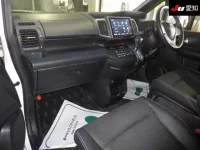 Honda STEP WAGON лот № 3078 оценка 4.5  с аукциона в Японии 2