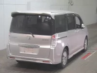 Honda STEP WAGON лот № 2164 оценка R  с аукциона в Японии 3