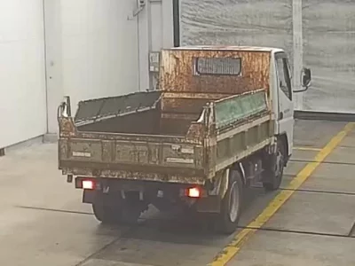 Mitsubishi CANTER  с аукциона в Японии