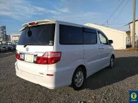 Toyota ALPHARD лот № 64 оценка 3.5  с аукциона в Японии 3