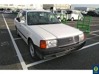 Toyota COMFORT  с аукциона в Японии