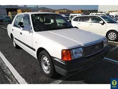 Toyota COMFORT  с аукциона в Японии