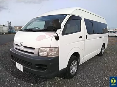 Toyota HIACE  с аукциона в Японии