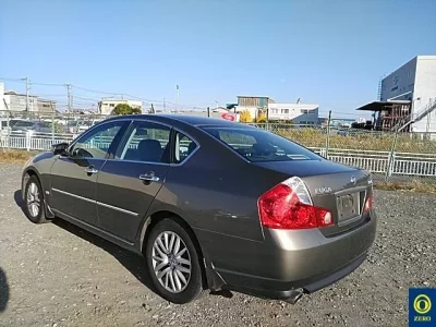 Nissan FUGA  с аукциона в Японии