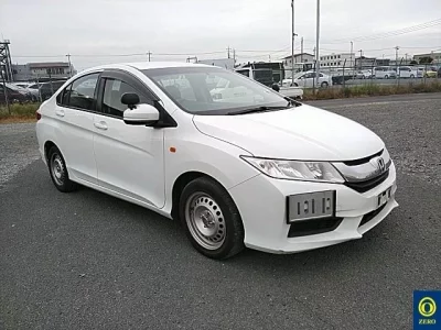 Honda GRACE  с аукциона в Японии