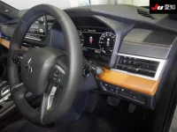 Mitsubishi OUTLANDER PHEV лот № 71317 оценка 5  с аукциона в Японии 4