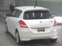Suzuki SWIFT лот № 2175 оценка 4  с аукциона в Японии 1