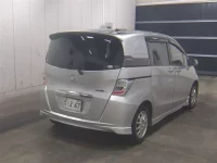 Honda FREED лот № 3005 оценка R  с аукциона в Японии 4