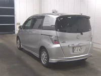 Honda FREED лот № 3005 оценка R  с аукциона в Японии 1