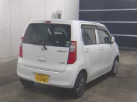 Suzuki WAGON R лот № 3006 оценка 3.5  с аукциона в Японии 4