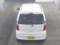 Suzuki WAGON R лот № 3006 оценка 3.5  с аукциона в Японии 5