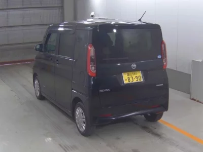 Nissan ROOX  с аукциона в Японии