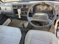 Toyota TOYOACE лот № 758 оценка 3.5  с аукциона в Японии 2