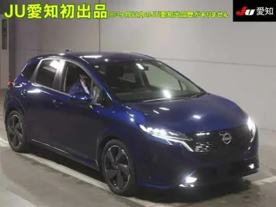 Nissan AURA