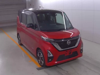 Nissan ROOX  с аукциона в Японии