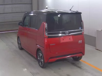 Nissan ROOX  с аукциона в Японии