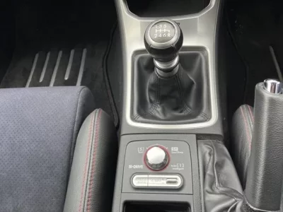 Subaru IMPREZA  с аукциона в Японии