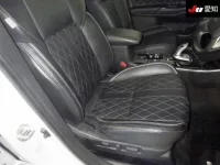 Mitsubishi OUTLANDER PHEV лот № 71338 оценка 3.5  с аукциона в Японии 5