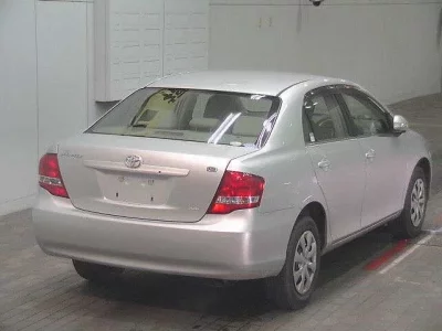 Toyota COROLLA AXIO  с аукциона в Японии