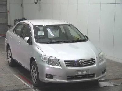 Toyota COROLLA AXIO  с аукциона в Японии