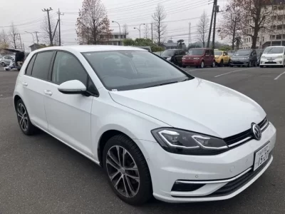 Volkswagen GOLF  с аукциона в Японии