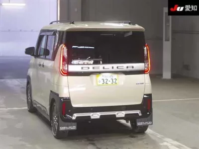 Mitsubishi DELICA MINI