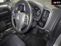 Mitsubishi OUTLANDER лот № 71357 оценка 3.5  с аукциона в Японии 4