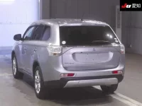 Mitsubishi OUTLANDER лот № 71357 оценка 3.5  с аукциона в Японии 1