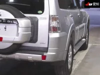 Mitsubishi PAJERO лот № 71360 оценка 3.5  с аукциона в Японии 7