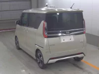 Nissan ROOX лот № 3069 оценка 3.5  с аукциона в Японии 1