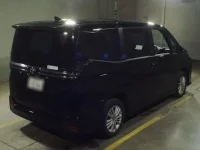 Toyota VOXY лот № 2087 оценка 4  с аукциона в Японии 1