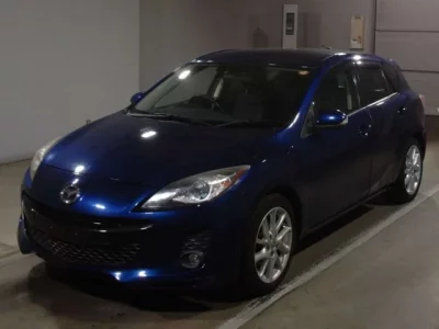 Mazda AXELA  с аукциона в Японии