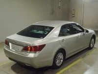 Toyota CROWN лот № 2098 оценка 3.5  с аукциона в Японии 1
