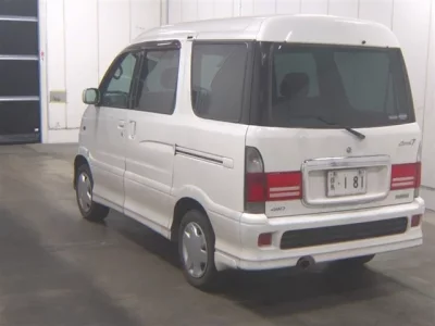 Daihatsu ATRAI SEVEN