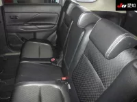 Mitsubishi OUTLANDER PHEV лот № 71379 оценка 3.5  с аукциона в Японии 3