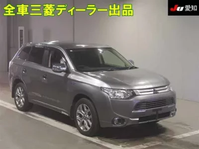 Mitsubishi OUTLANDER PHEV  с аукциона в Японии